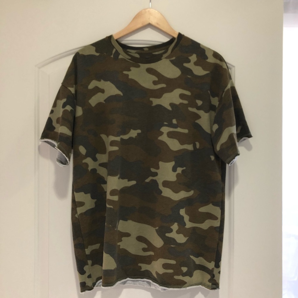 Pacsun camo tee
